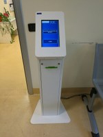 Attivati due totem "Tagliacode" nei punti di erogazione farmaci a Cona e a Ferrara (ex S. Anna)