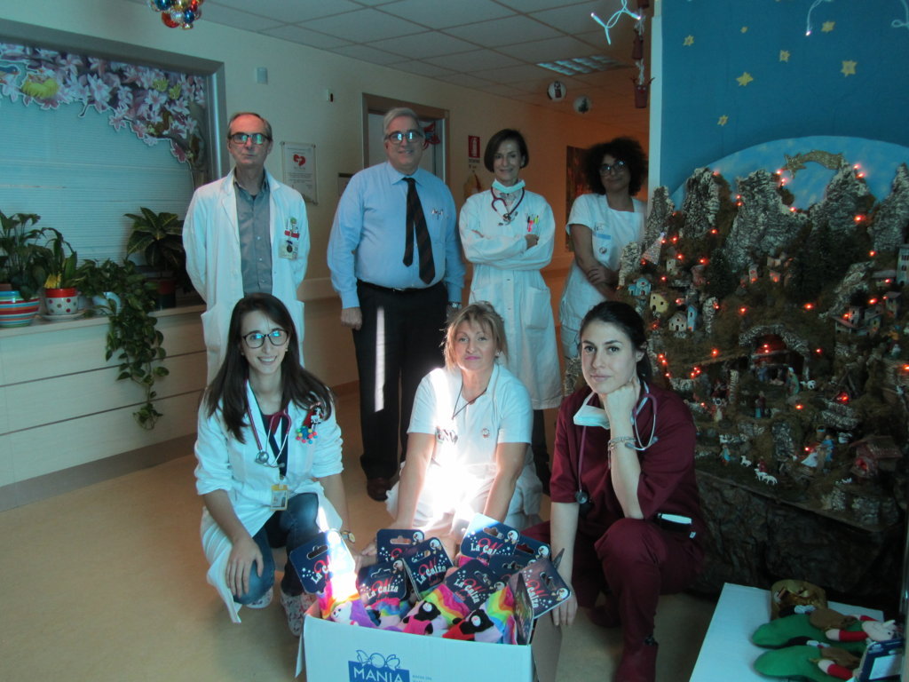 CALZE PER LA BEFANA DALLA DITTA “MANIA SPA” 