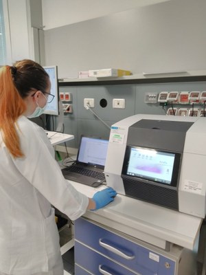 Nuova strumentazione per analisi tamponi (10).jpg