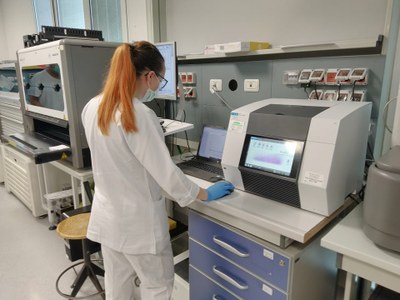 Nuova strumentazione per analisi tamponi (6).jpg