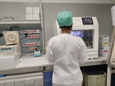 Nuova strumentazione per analisi tamponi (7).jpg