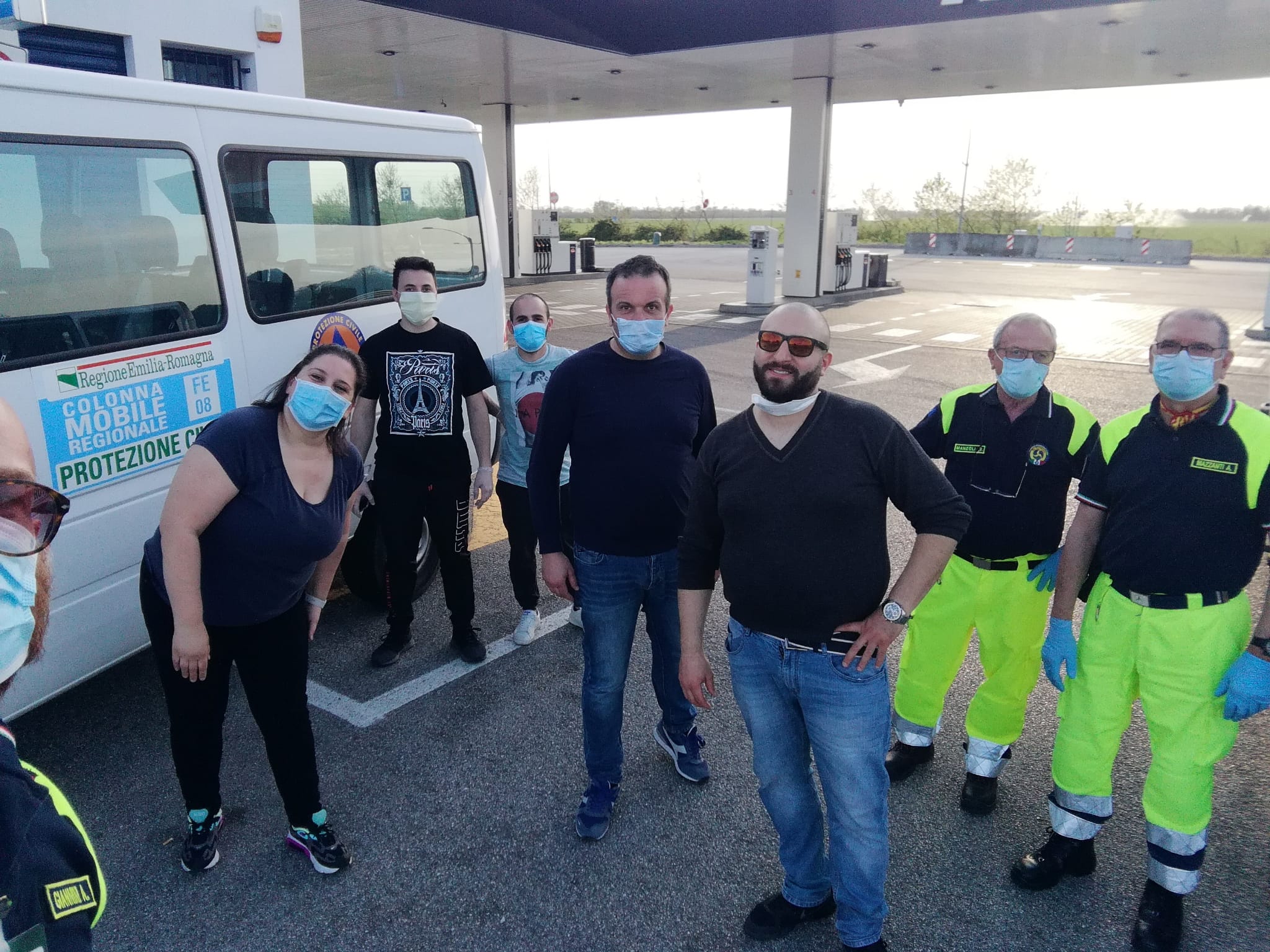 quattro infermieri a Cona - 2.jpeg