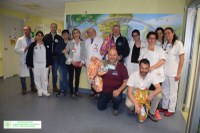 DOLCI REGALI PASQUALI DAI VOLONTARI DELL’ASSOCIAZIONE GIULIA IN PEDIATRIA 