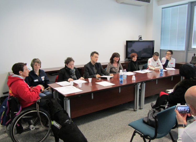 DUE PROGETTI DI PET THERAPY AL S. ANNA