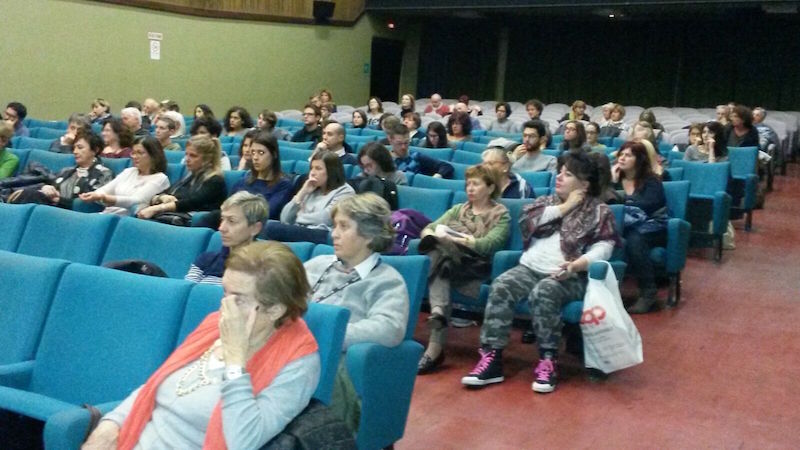 GRANDE SUCCESSO PER IL FILM “ALLACCIATE LE CINTURE” CHE CHIUDE IL CICLO DI EVENTI DELL’OTTOBRE ROSA