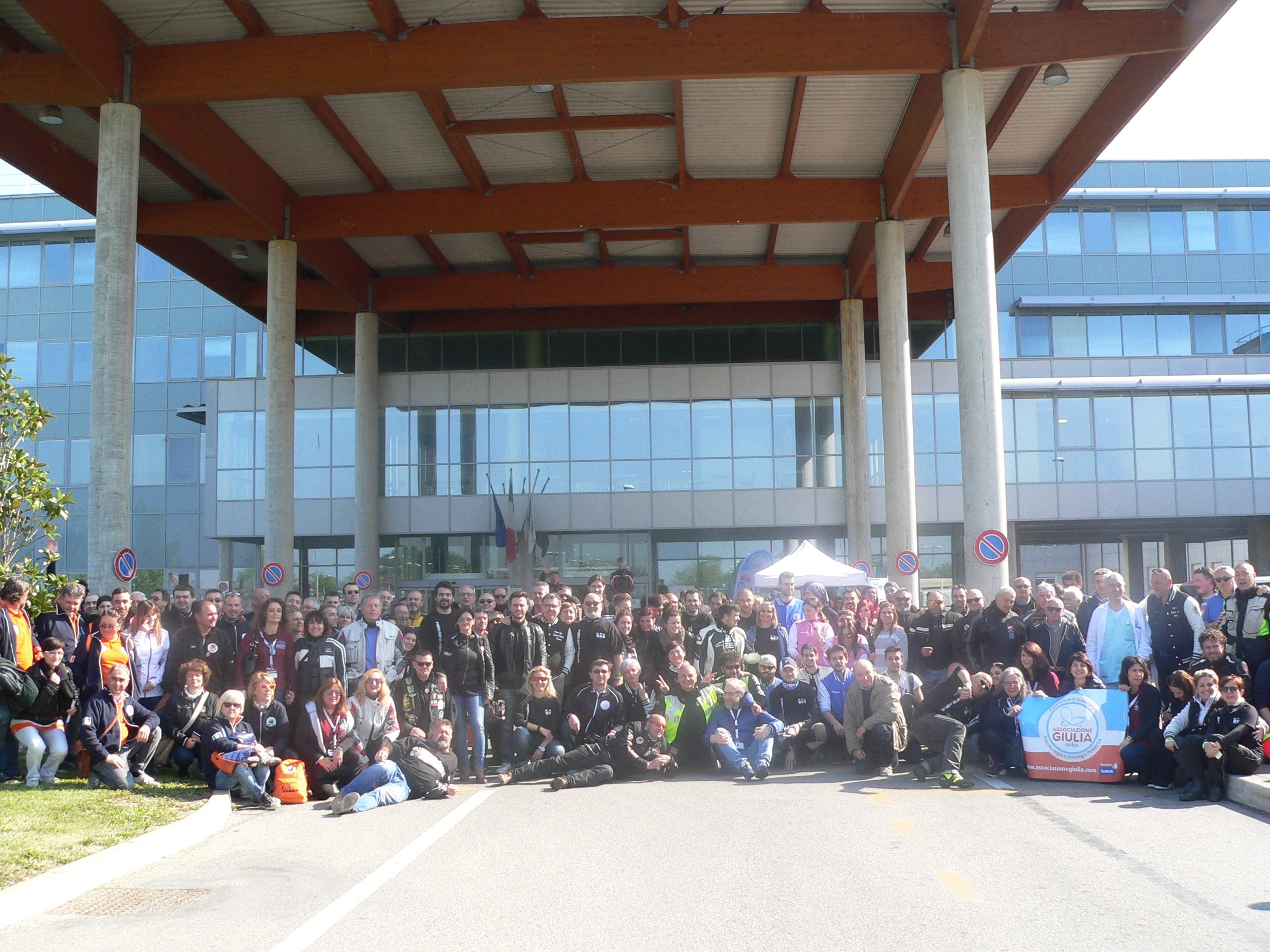 GRANDE SUCCESSO PER IL MOTO RADUNO “PASQUA PER UN BAMBINO”