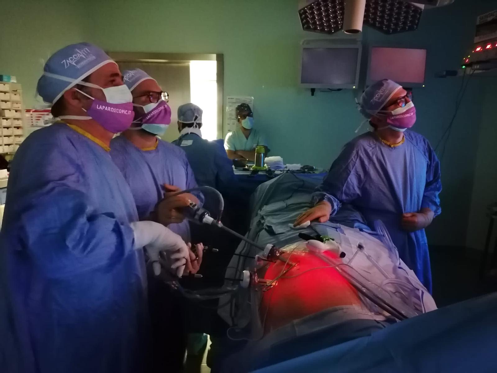 I CHIRURGHI DI CONA PROTAGONISTI CON DUE INTERVENTI IN STREAMING
