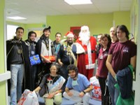 I Goliardi di Ferrara portano doni ai bimbi dell’Onco-Ematoligia