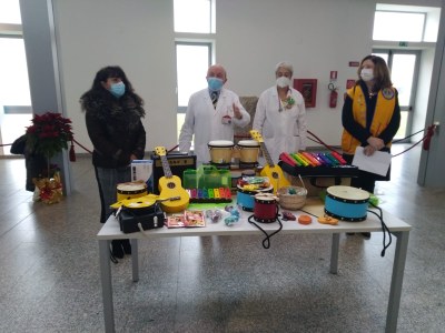 Consegna strumenti musicali Lions Club Ferrara Ducale (10).jpg