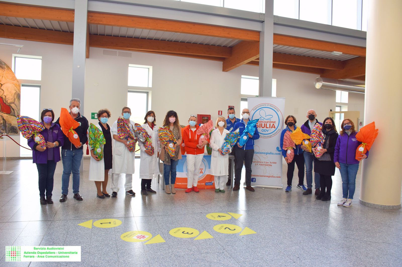 L’ASSOCIAZIONE GIULIA DONA UOVA DI PASQUA AI REPARTI PEDIATRICI DELL’OSPEDALE DI CONA
