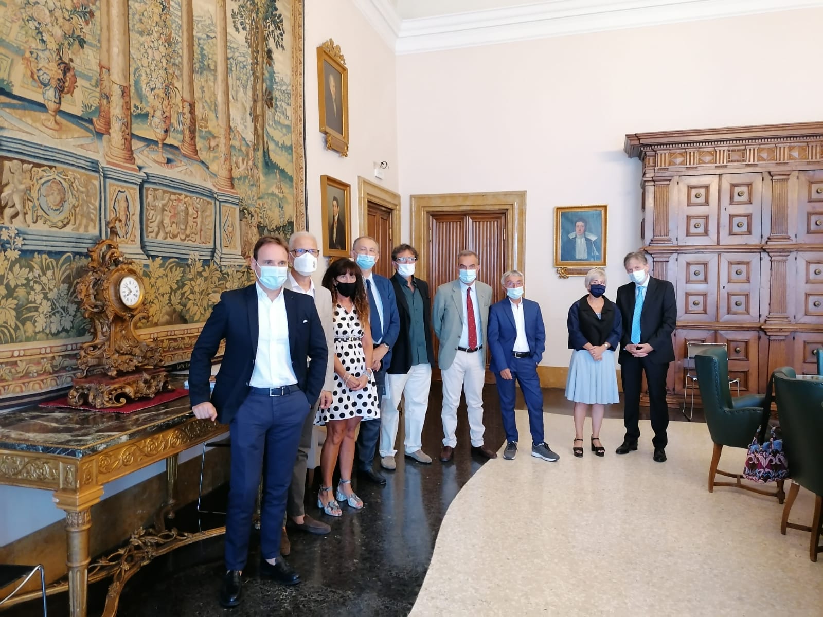 LA VOCE E LA MUSICA DI MARIO BIONDI, PER RACCOGLIERE FONDI DESTINATI ALLE TERAPIE INTENSIVE DEL TERRITORIO