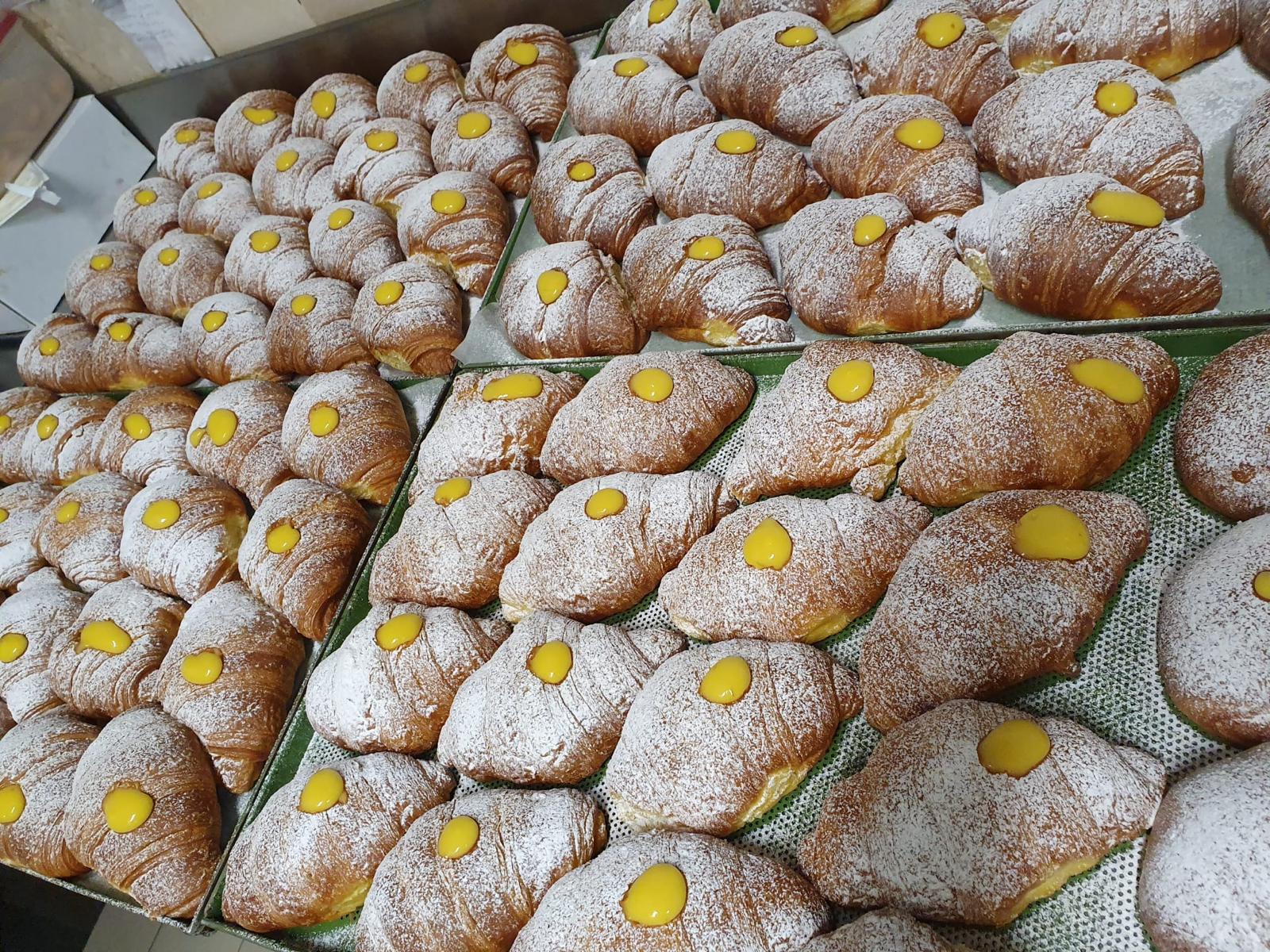 PER LE CONSEGNE DI GENERI ALIMENTARI DESTINATI AGLI OPERATORI CONTATTARE L’URP