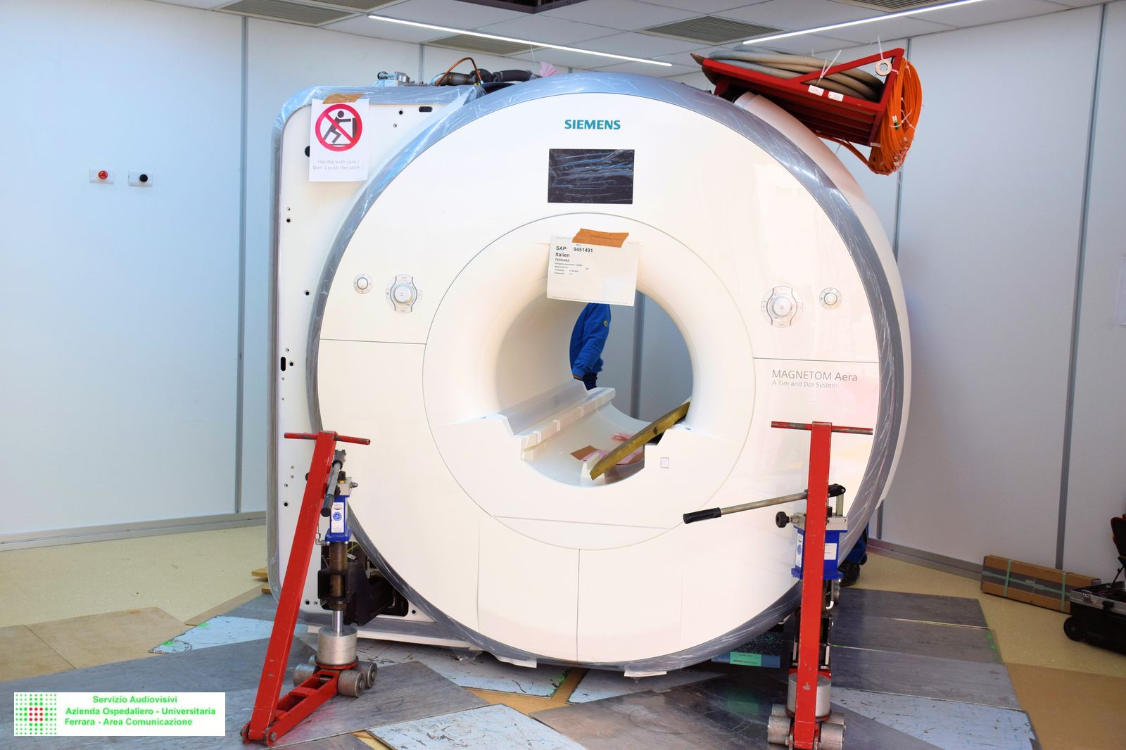 22-09-2021 MAGNETE RISONANZA MAGNETICA (102).JPG