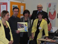 SCUOLA IN OSPEDALE (SIO): IN ARRIVO UN LOGO NUOVO E TANTI QUADERNI DAI BAMBINI DELLA SCUOLA ELEMENTARE “MANZONI”