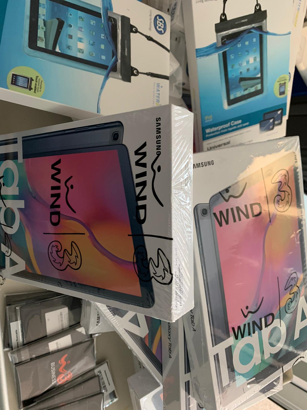 TANTI TABLET DONATI AL S. ANNA PER AVVICINARE I PAZIENTI COVID AI LORO 