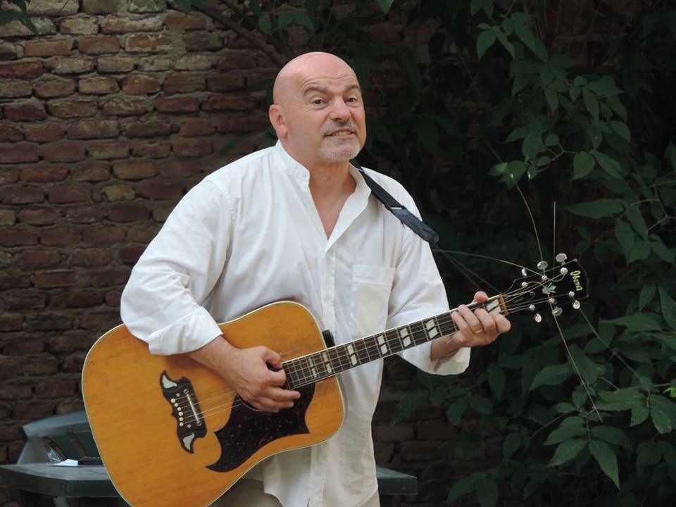 TERZO APPUNTAMENTO CON “SU IL SIPARIO” IN PEDIATRIA: È LA VOLTA DI MARCELLO BRONDI