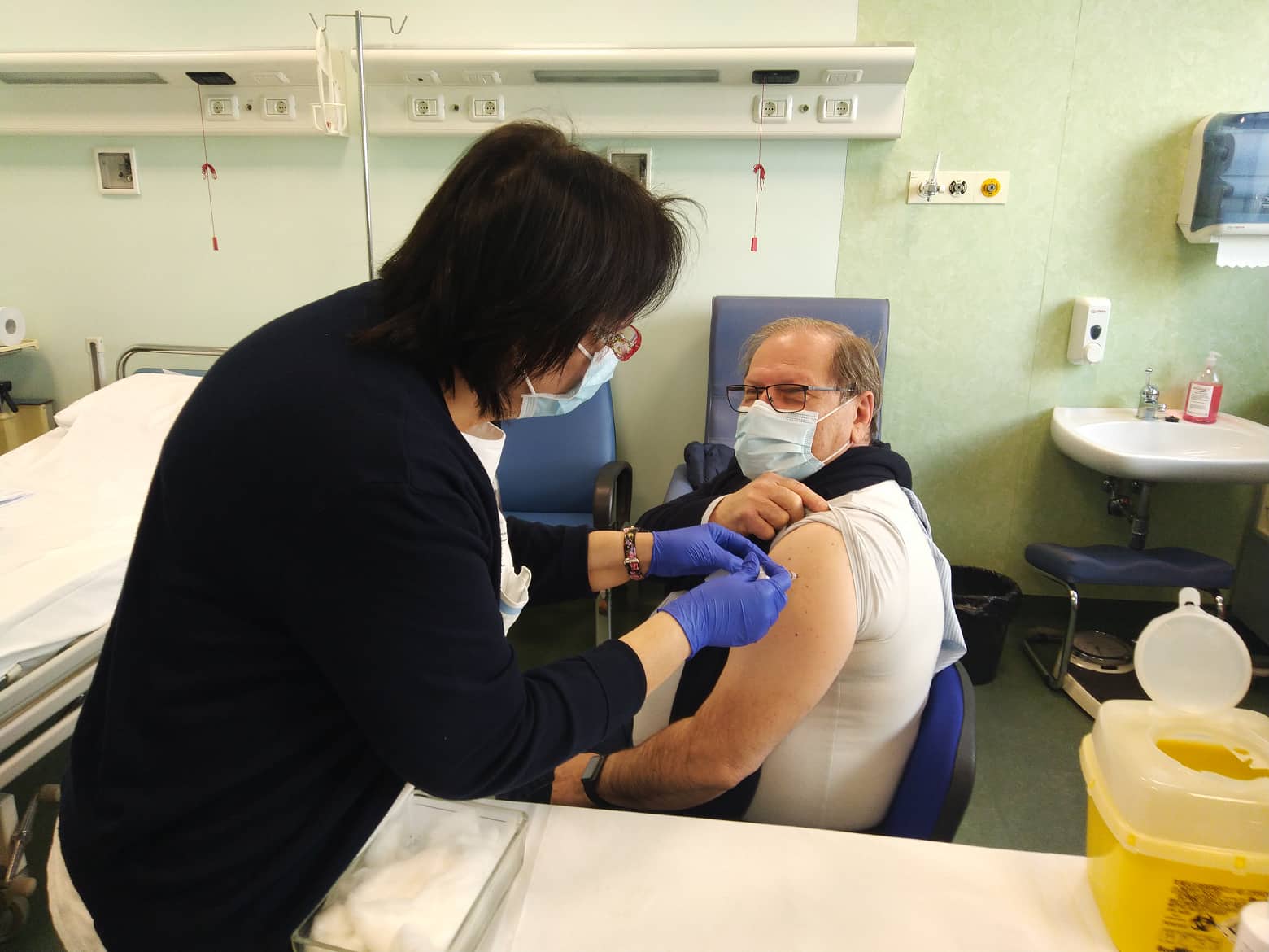 VACCINO ITALIANO REITHERA, PARTITA OGGI LA SPERIMENTAZIONE ALL’OSPEDALE DI CONA