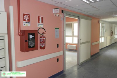 13 giugno visita cantiere s.giorgio cona degenza 2B1 (13).JPG