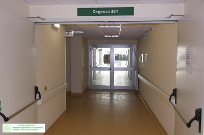 13 giugno visita cantiere s.giorgio cona degenza 3B1 (2).JPG