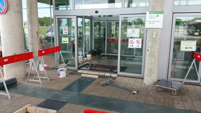 01-06-2016 - terzo intervento - percorsi tattilo plantari - ingresso 1 (4).jpg