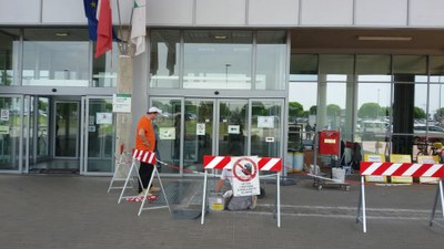 26-05-2016 - terzo intervento - percorsi tattilo plantari ingresso 1 (6).jpg