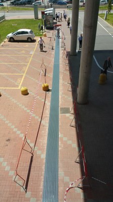 27-05-2016 - terzo intervento - percorsi tattilo plantari - ingresso 1 (7).jpg