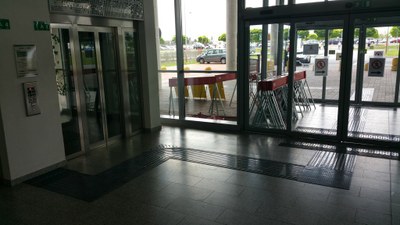 30-05-2016 - terzo intervento - percorsi tattilo plantari - ingresso 1  (7).jpg