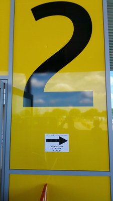 13-06-2016 - sesto intervento - Chiusura Ingresso 2 per pavimentazione colorata e colorazione pareti snodo F + snodo E Piano Terra (come raggiungere CUP, BAR, Ambulatori e CUNICO-Centro Prelievi).jpg