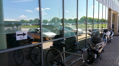 13-06-2016 - sesto intervento - Chiusura Ingresso 2 per pavimentazione colorata e colorazione pareti snodo F + snodo E Piano Terra (come raggiungere CUP, BAR, Ambulatori e CUNICO-Centro Prelievi).jpg