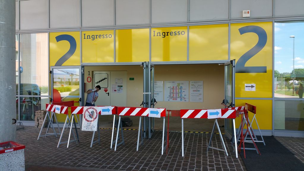 13-06-2016 - settimo intervento - Percorsi Tattilo Plantari - Ingresso 2 (1).jpg