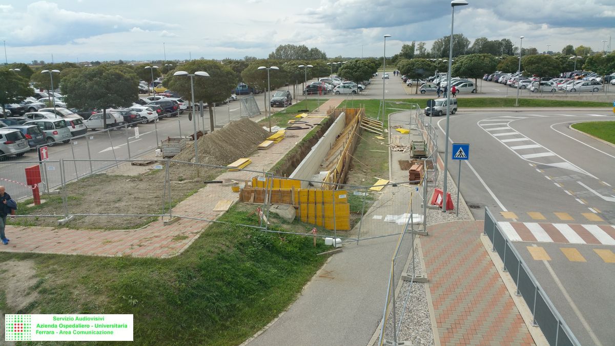 11 ottobre 2016 rampa esterna parcheggio P2 (1).jpg