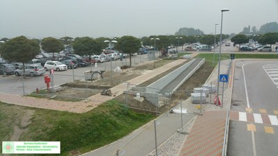 18 ottobre 2016 rampa esterna parcheggio P2 (2).jpg