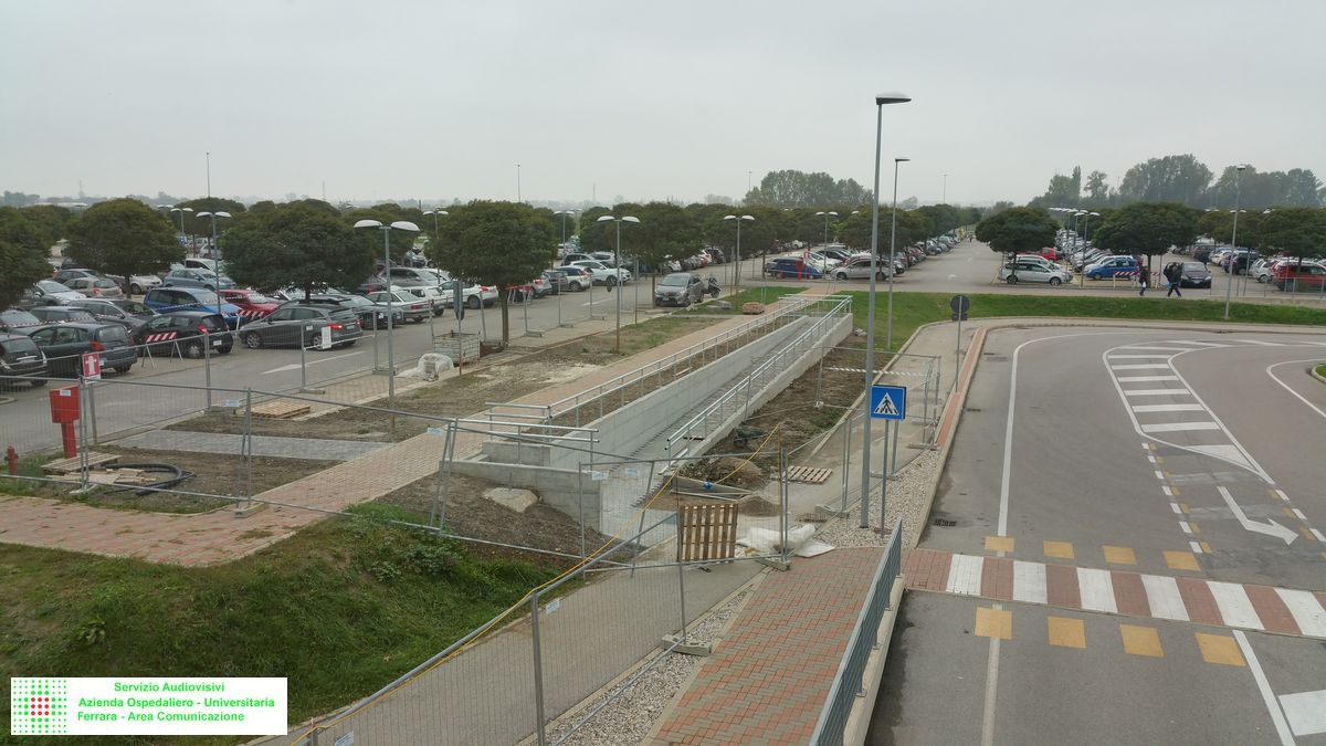 26 ottobre 2016 rampa esterna parcheggio P2 (3).jpg