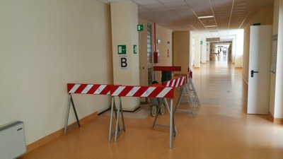 10-05-2016 - primo intervento - pavimentazione colorata interna - primo piano settore 1 - snodo B (1).jpg