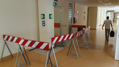 10-05-2016 - primo intervento - pavimentazione colorata interna - primo piano settore 1 - snodo B (7).jpg