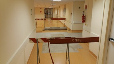 10-05-2016 - primo intervento - pavimentazione colorata interna - primo piano settore 1 - snodo C (5).jpg