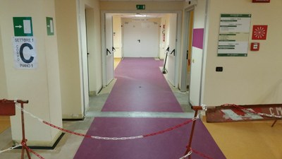 11-05-2016 - primo intervento - pavimentazione colorata interna - primo piano settore 1 - snodo C (2).jpg