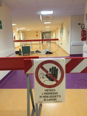 16-05-2016 - primo intervento - pavimentazione colorata interna - primo piano settore 1 - snodo C (3).jpg