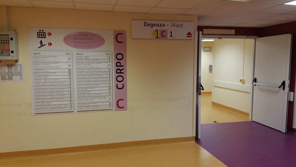 09-06-2016 - intervento di installazione nuova segnaletica (16).jpg