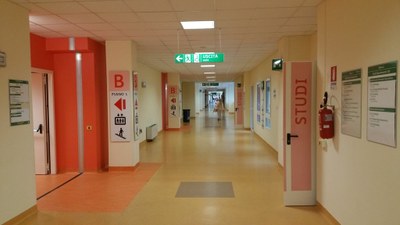 09-06-2016 - intervento di installazione nuova segnaletica (2).jpg