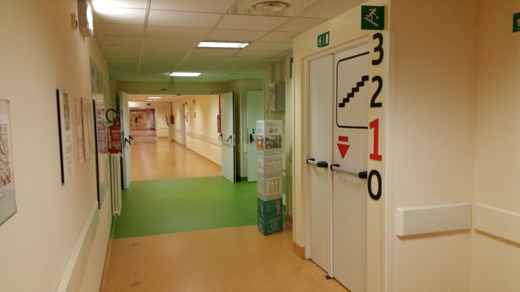 09-06-2016 - intervento di installazione nuova segnaletica (22).jpg