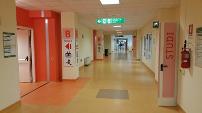 09-06-2016 - intervento di installazione nuova segnaletica (3).jpg