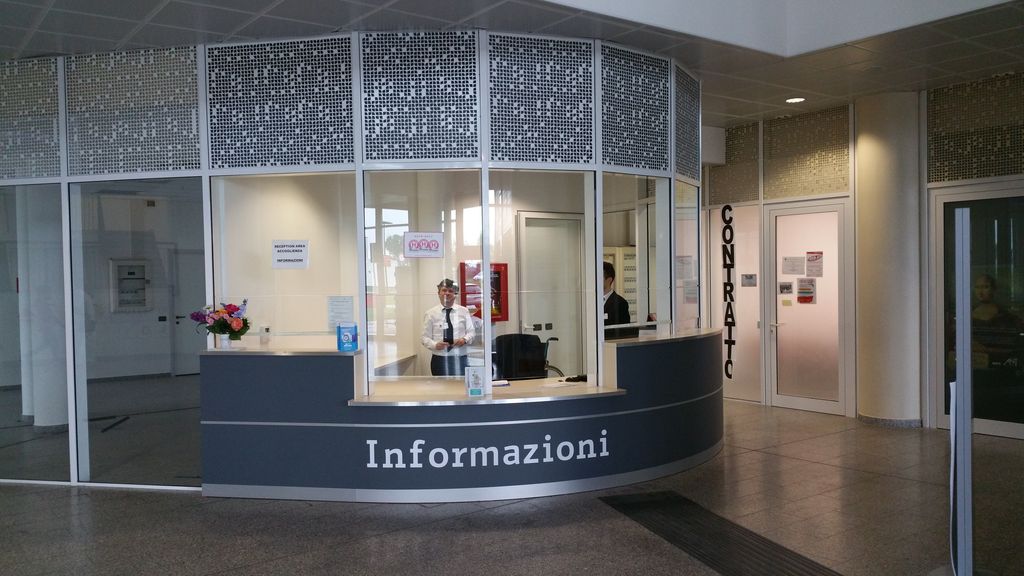 09-06-2016 - intervento di installazione nuova segnaletica (32).jpg