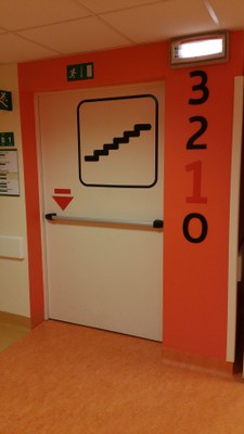 09-06-2016 - intervento di installazione nuova segnaletica (5).jpg