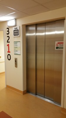 13-06-2016 - Intervento di installazione nuova segnaletica (1).jpg