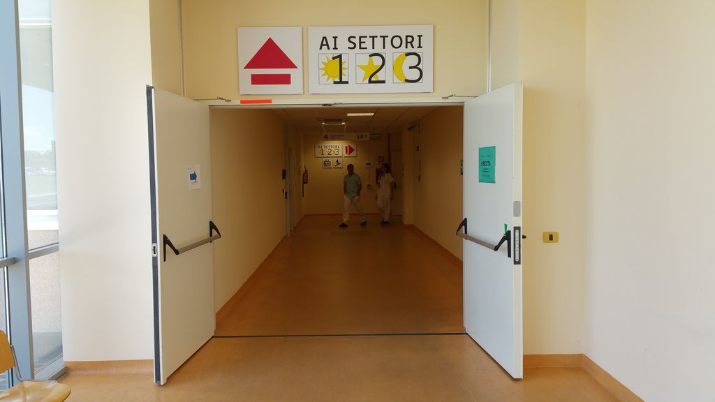 13-06-2016 - Intervento di installazione nuova segnaletica (12).jpg