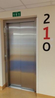 13-06-2016 - Intervento di installazione nuova segnaletica (15).jpg