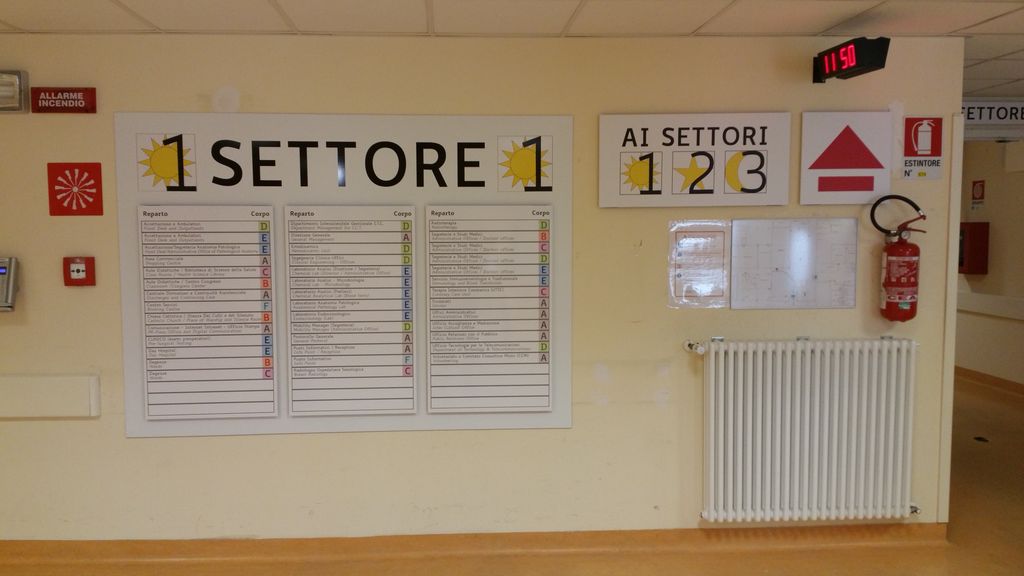 13-06-2016 - Intervento di installazione nuova segnaletica (6).jpg