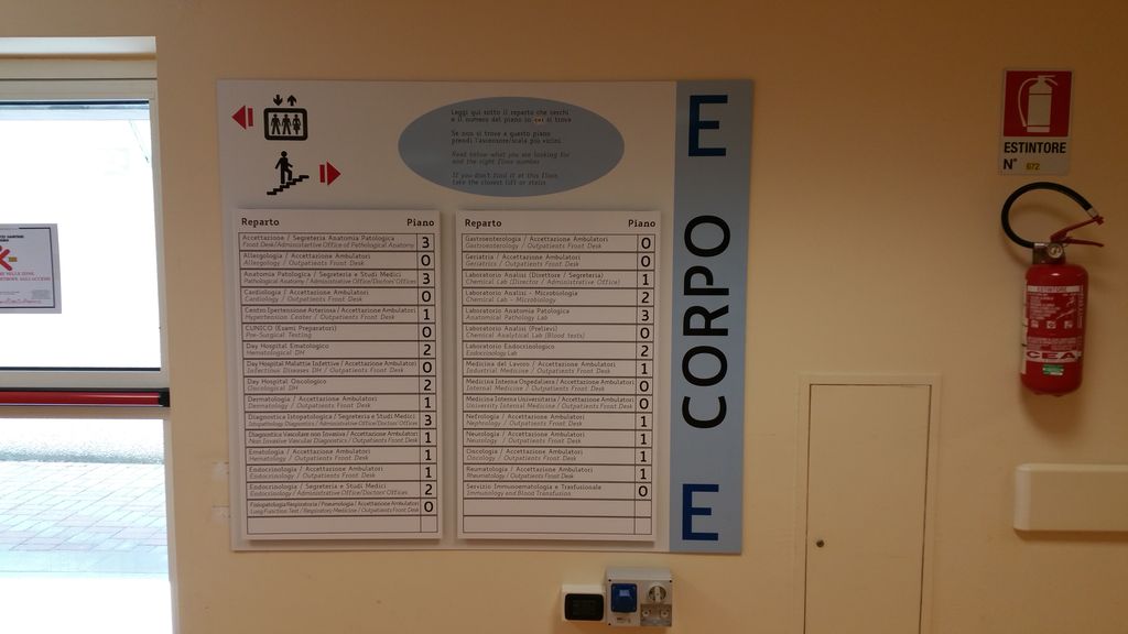 13-06-2016 - Intervento di installazione nuova segnaletica (8).jpg