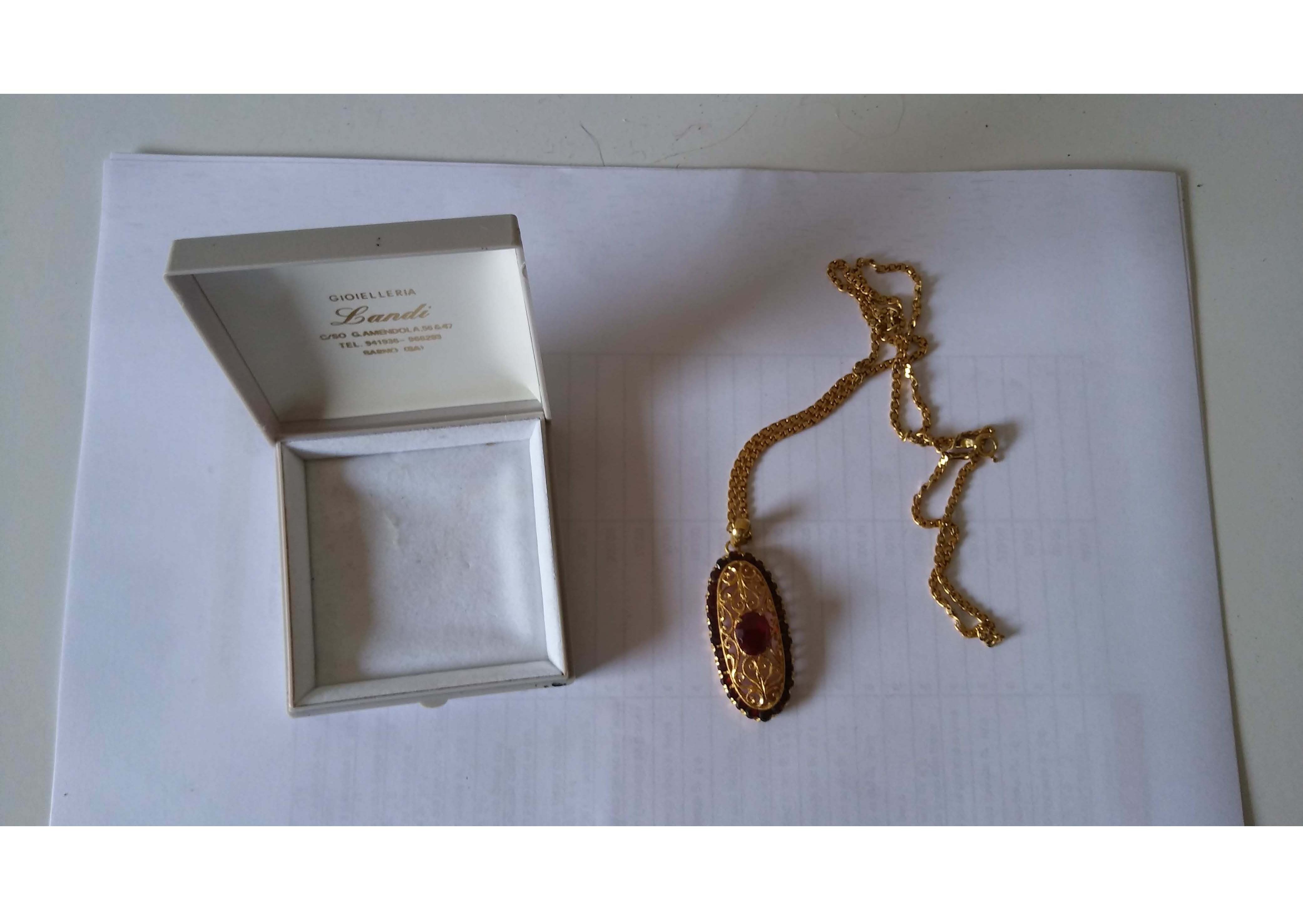 Foto preziosi PDF 1 parte_Pagina_02.jpg